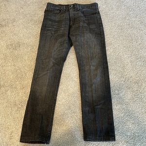 Men’s black Levi jeans
